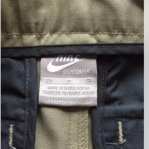 Nike Men Athletic Short Pants Khaki Green 28 Flat Front - Picture 8 of 8